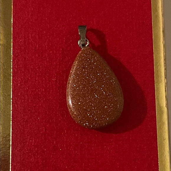 Pendants - Picture 2 of 5